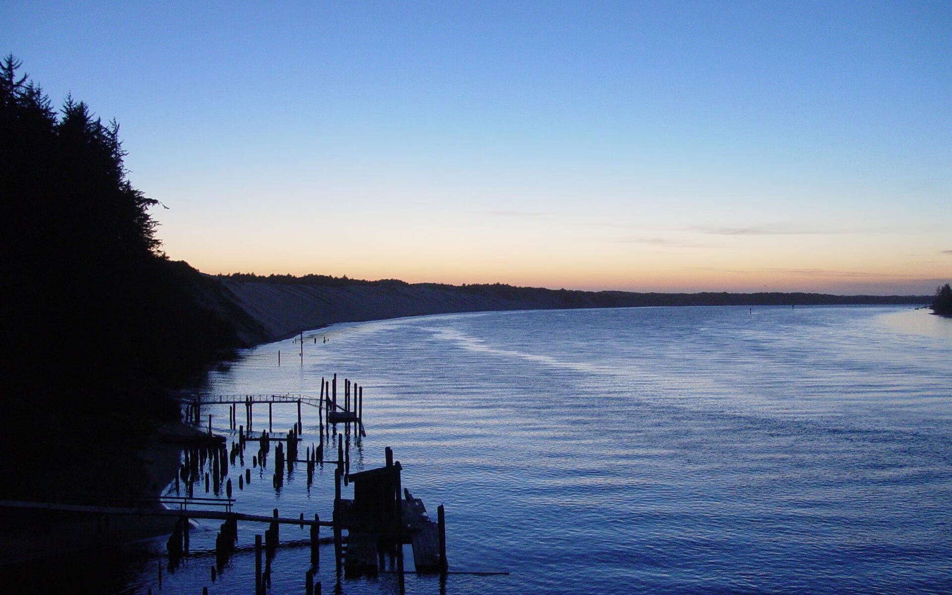 引擎轰鸣与绿色闪电,当F1极速传说遇上德布劳内的攻防艺术