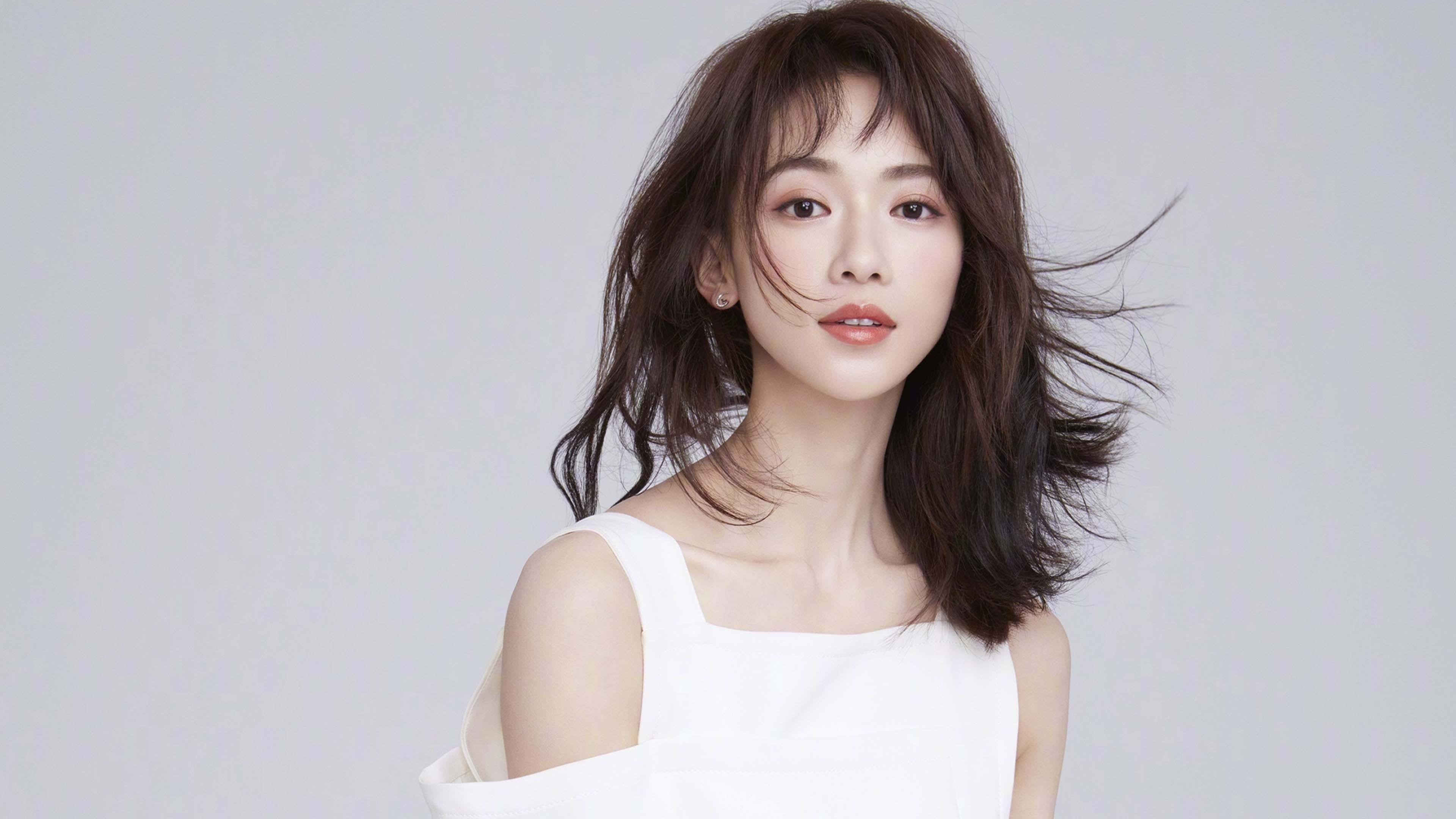 平行宇宙的足球之夜，当英超悬念燃至沸点，劳塔罗在意甲引爆数据宇宙