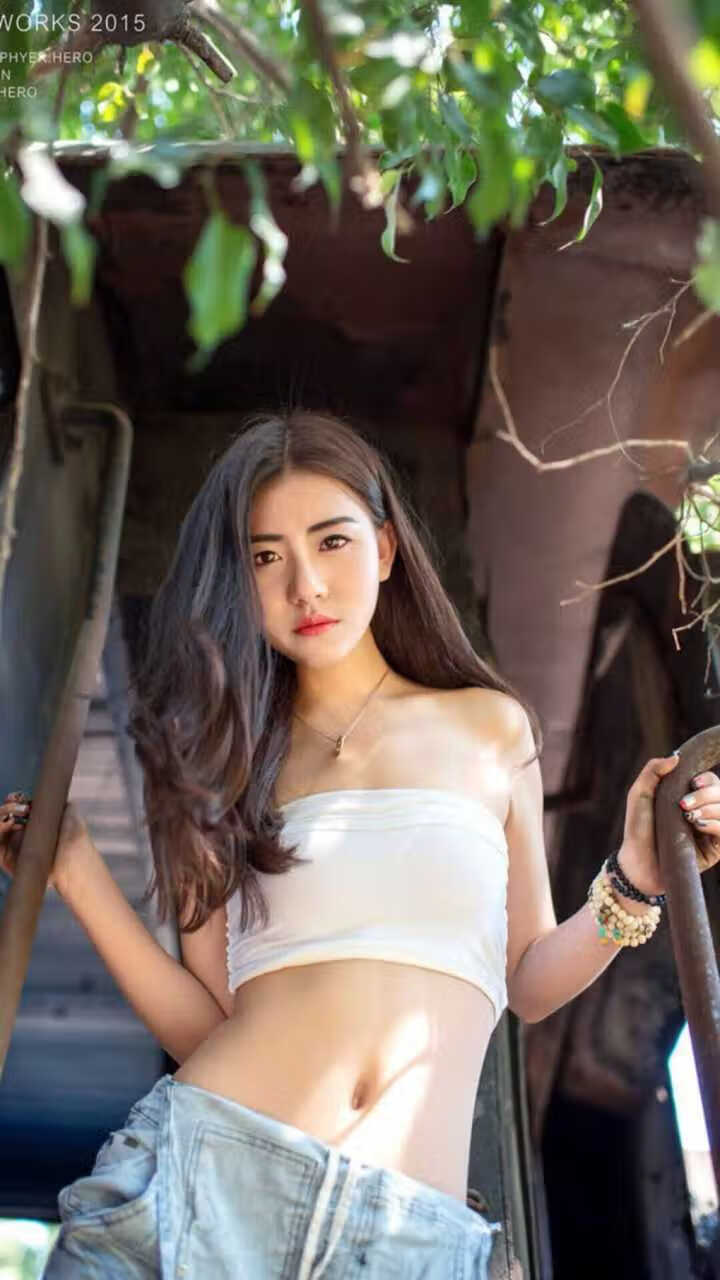 欧冠之夜借我一束光，塔图姆如何用足球智慧点亮篮球战场