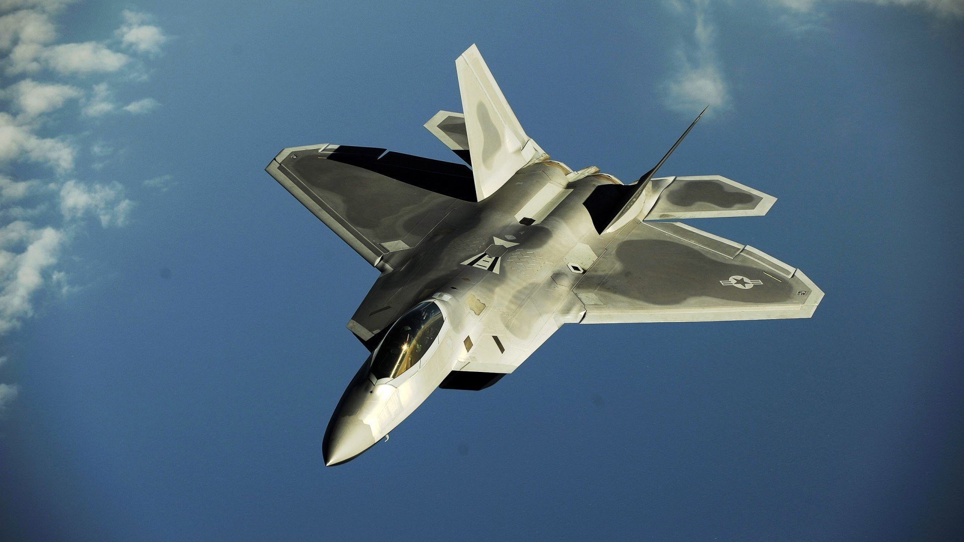 跨联盟对决！广厦队加时险胜尼克斯，班凯罗的指挥家之夜