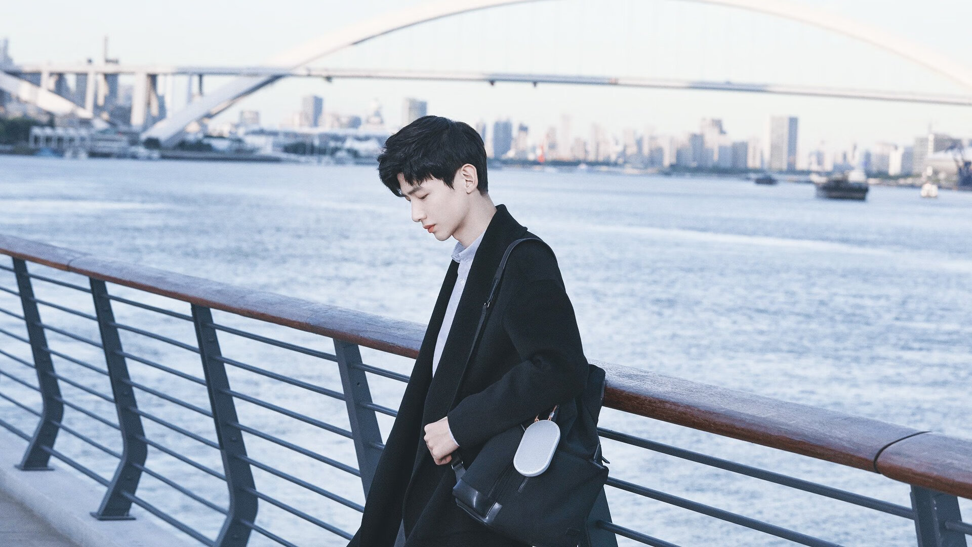 双城记，安菲尔德神迹与伊蒂哈德光芒